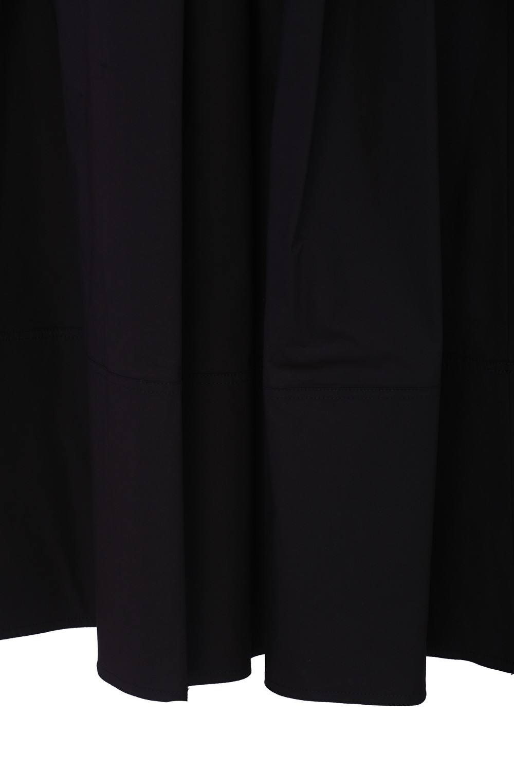 shop ANTONELLI Saldi Gonna: Antonelli gonna "Isotta" in cotone.
Elastico in vita.
Composizione: 95% cotone, 5% elastan.
Made in Italia.. ISOTTA E9428L 135B-999 number 5882173